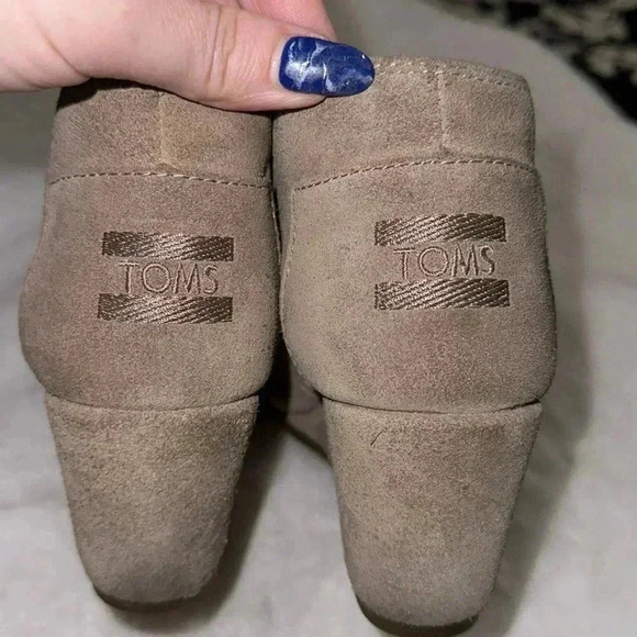 TOMS Desert Wedge Taupe Tan Bootie Boots Size 7 Preppy Fall Winter Preppy Casual - Picture 6 of 13